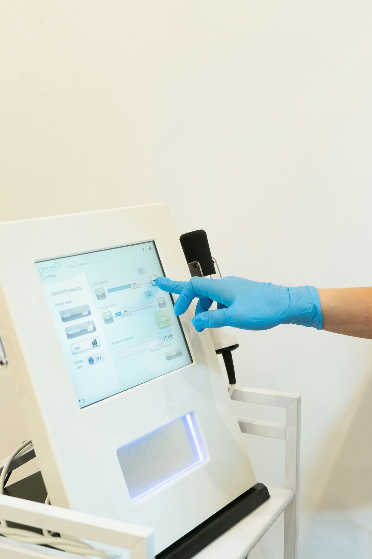 Diagn&oacute;stico y protocolo &mdash; tecnolog&iacute;a de &uacute;ltima generaci&oacute;n con panel de control por sesi&oacute;n